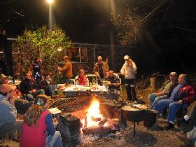 Musicians started after the dusk (May 2006)