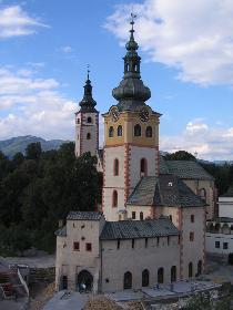 Bystrica church, bell tower, and barbican (August 2006)
