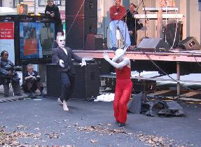 Show by 'Teatr Novogo Fronta' (October 2006)