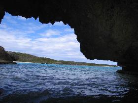 Exploring a sea cave (April 2007)