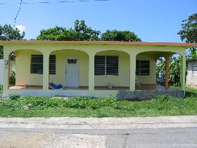 Painting outside (August 2007)