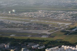 SJU - San Juan International Airport (July 2008)