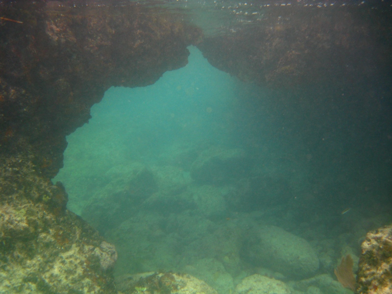 Underwater tunnel near Navio (April 2008)