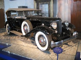 1932 Packard - the car used by NY governors in 1930's and 1940's (February 2009)
