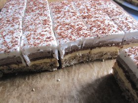 Grandma made another cake (August 2011)