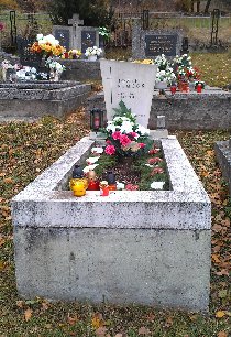 Graves (October 2012)