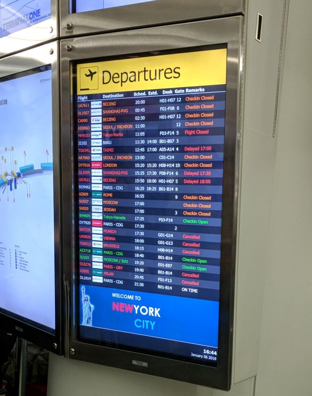 Two days after the storm, still most of the flights severely delayed or cancelled (January 2018)