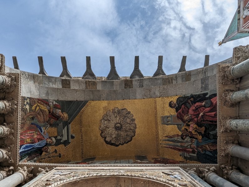 Golden mosaics on walls and ceilings are all over the basilica (March 2023)