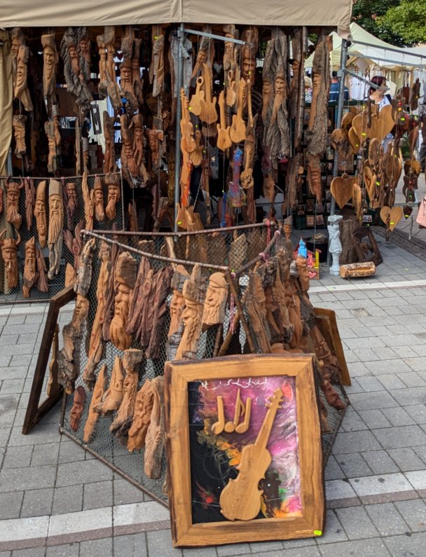 Display of a Polish woodcarver (September 2024)