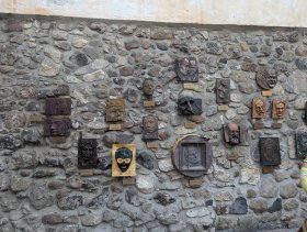 Ulika slvnych nosov - Lane of the famous noses (August 2024)