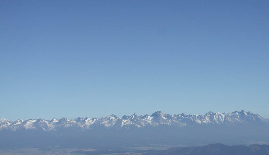 Vysok Tatry v diake (pohad z Krovej hole) (Mj 2003)